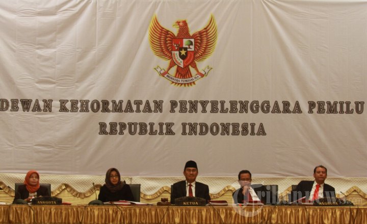 DKPP Jatuhkan Sanksi Peringatan pada Ketua KPU